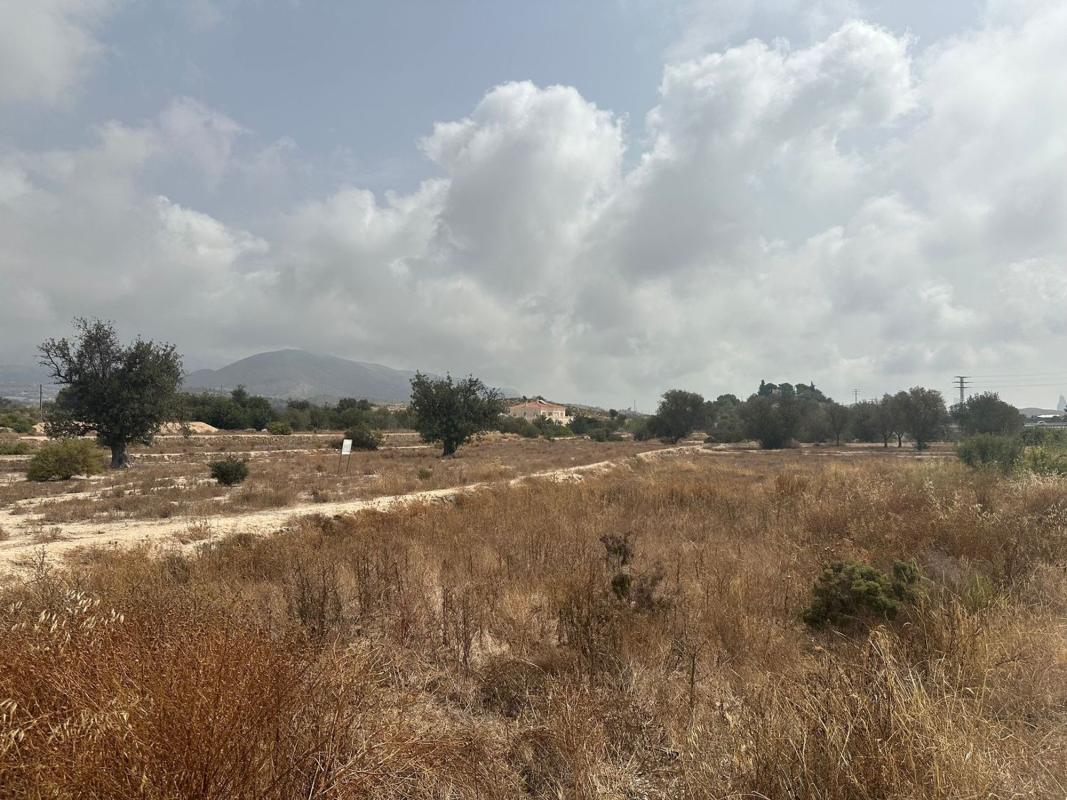 Działka na sprzedaż w La Villajoyosa / Vila Joiosa, Alicante photo 2