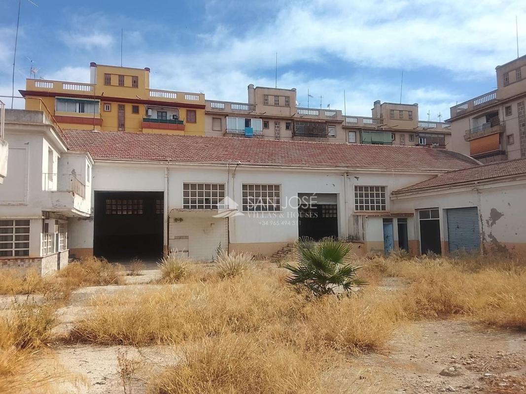 Terreno en venta en Novelda, Alicante photo 5