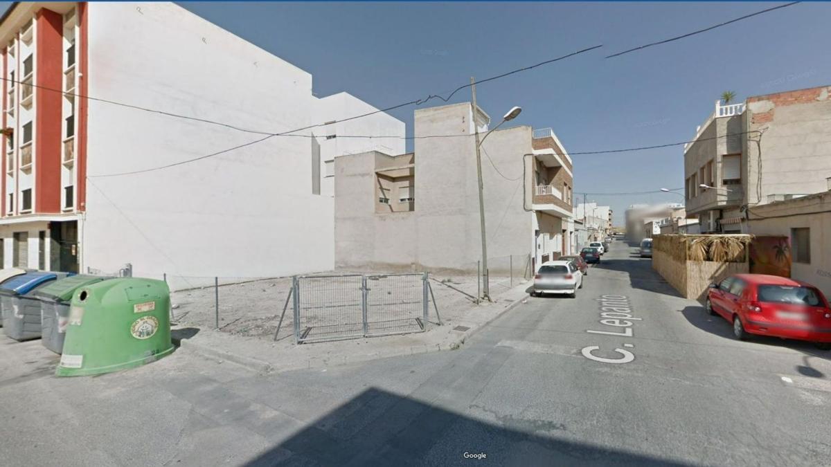 Terreno en venta en Monforte del Cid, Alicante photo 2