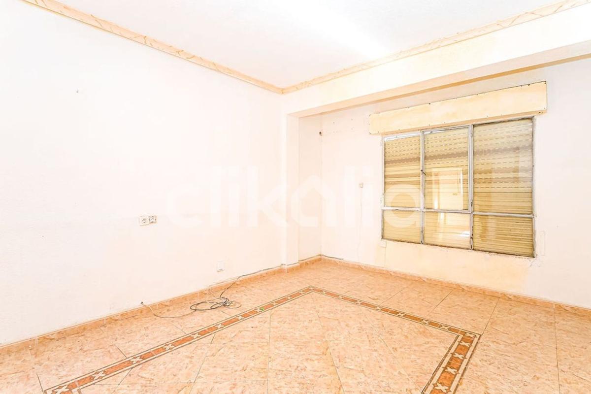 Sprzedaż mieszkania w Piso en Calle Villena, Centro, Elda, Elda
photo 5