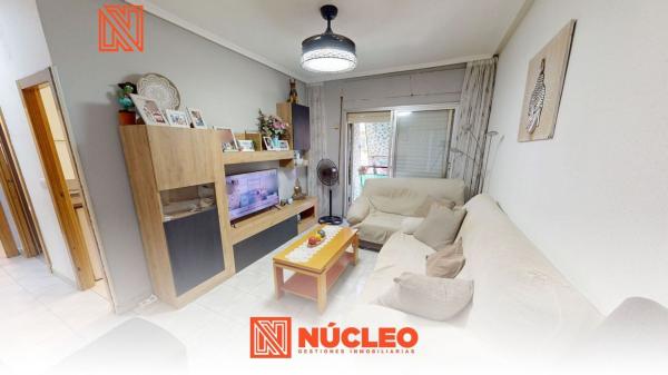 Venta de piso en Piso en Artesania, Colonia Requena - Virgen del Carmen, Alicante / Alacant, Alicante / Alacant
photo 1