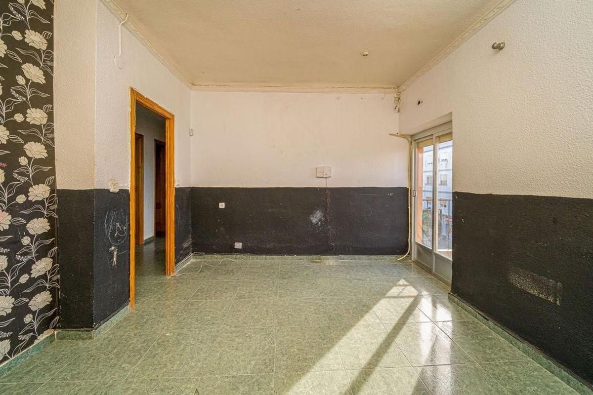 Продажа квартиры на Piso en Petrer, Петрер
photo 2