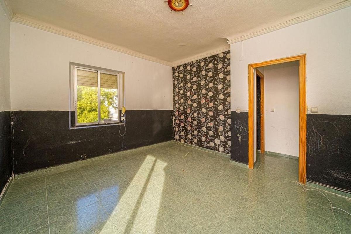 Продажа квартиры на Piso en Petrer, Петрер
photo 3