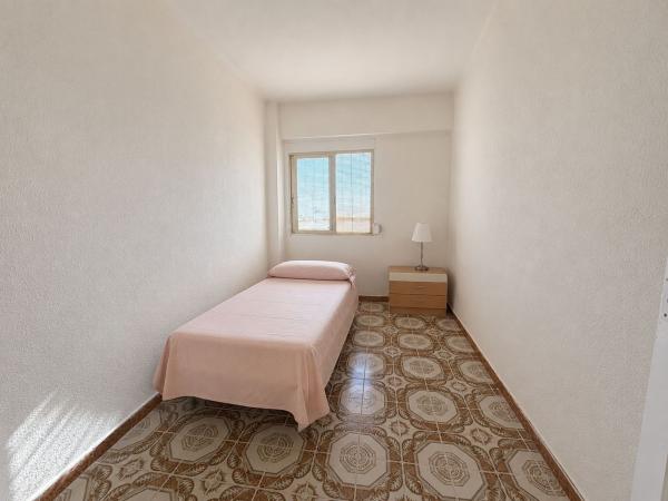 Sale of flat in Piso en Olivino, Del, Colonia Requena - Virgen del Carmen, Alicante / Alacant, Alicante
 photo 4
