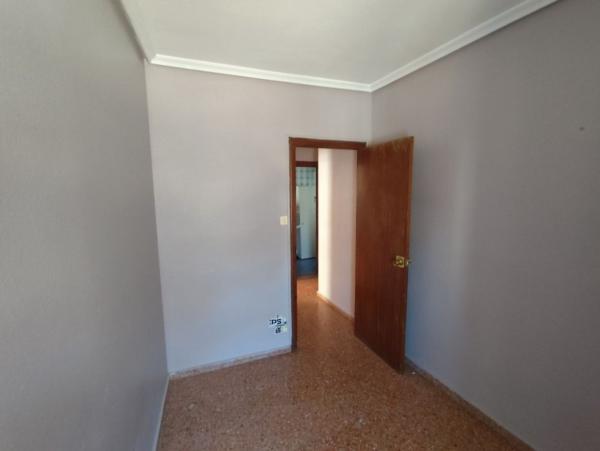 Продажа квартиры на Piso en Calle de la Independencia, Las Cruces, Villena, Вильена
thumbnail 1