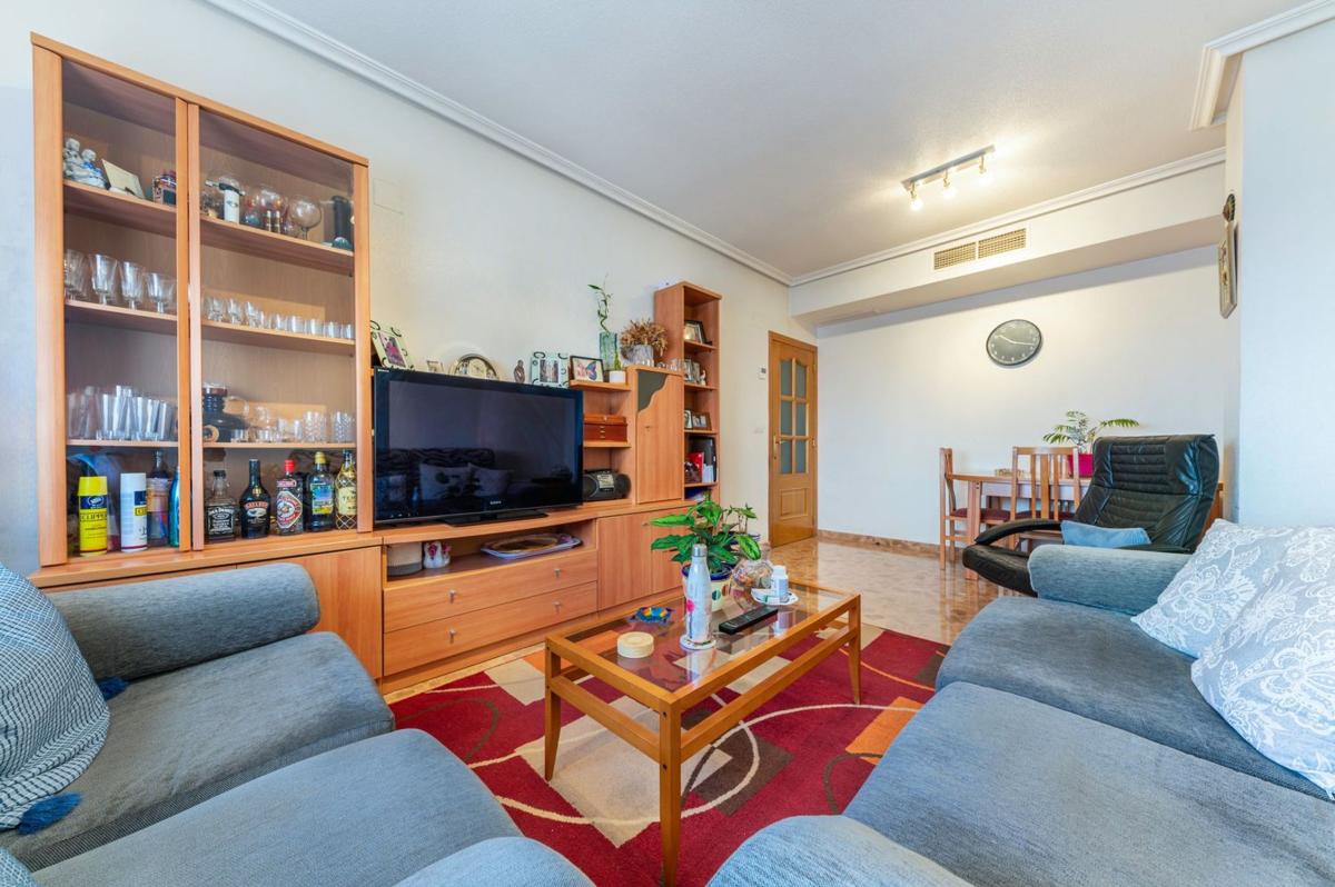 Venta de piso en Piso en CL Profesor Fco Tomas y Vali, Carrús Oeste, Elche / Elx, Elche / Elx
 photo 2