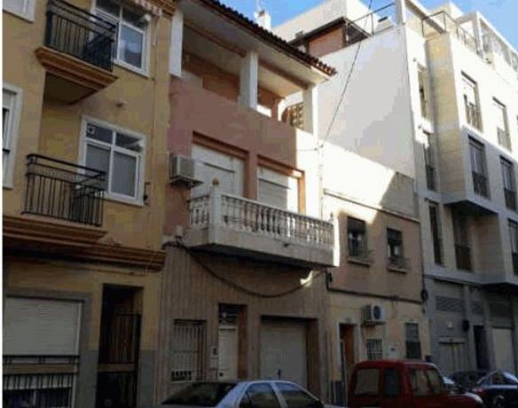 Sprzedaż mieszkania w Piso en Calle Pascual Campos García, Los Magros-Casablanca, Elche / Elx, Elche / Elx
thumbnail 1