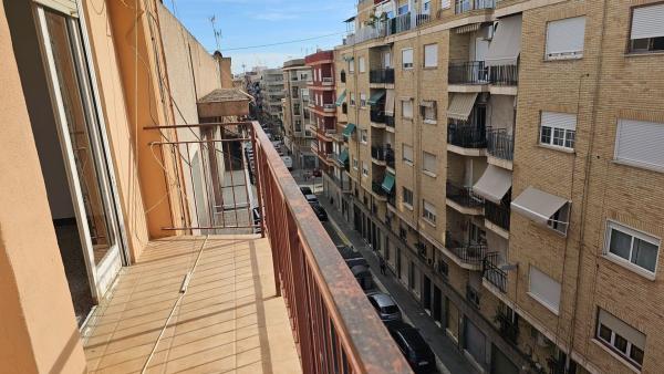 Ático en venta en Ático en Calle Capità Alfons Vives, 69, Reina Victoria-Miguel Hernández, Elche / Elx, Elche / Elx photo 1