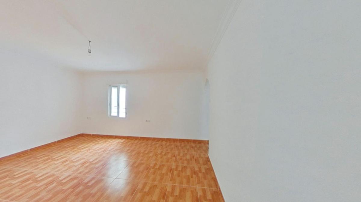 Sale of apartment in Piso en Raval de Santa Teresa-El Asilo, Elche / Elx, Elche / Elx
photo 2