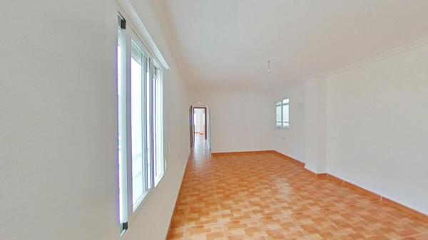 Продажа квартиры на Piso en Raval de Santa Teresa-El Asilo, Elche / Elx, Эльче / Эльх
 photo 3