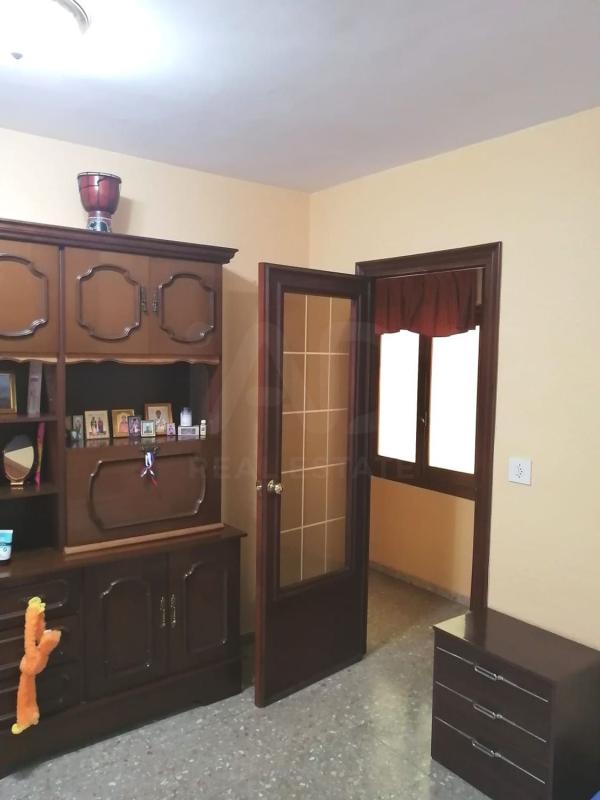 Sale of apartment in Piso en Onil, Onil
photo 1