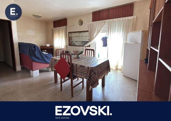 Продажа квартиры на Piso en Colonia Requena - Virgen del Carmen, Alicante / Alacant, Аликанте / Алакант
photo 1