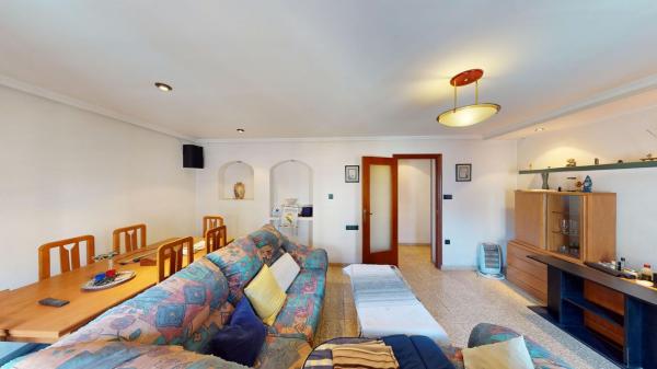 Продажа квартиры на Piso en Calle de Parcent, Virgen del Remedio - Parque lo Morant, Alicante / Alacant, Аликанте / Алакант
 photo 4