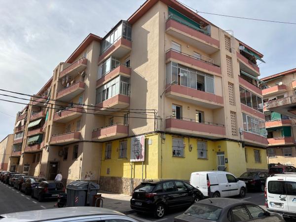 Продажа квартиры на Piso en Plaza Oran, 10, Colonia Requena - Virgen del Carmen, Alicante / Alacant, Аликанте / Алакант
photo 1