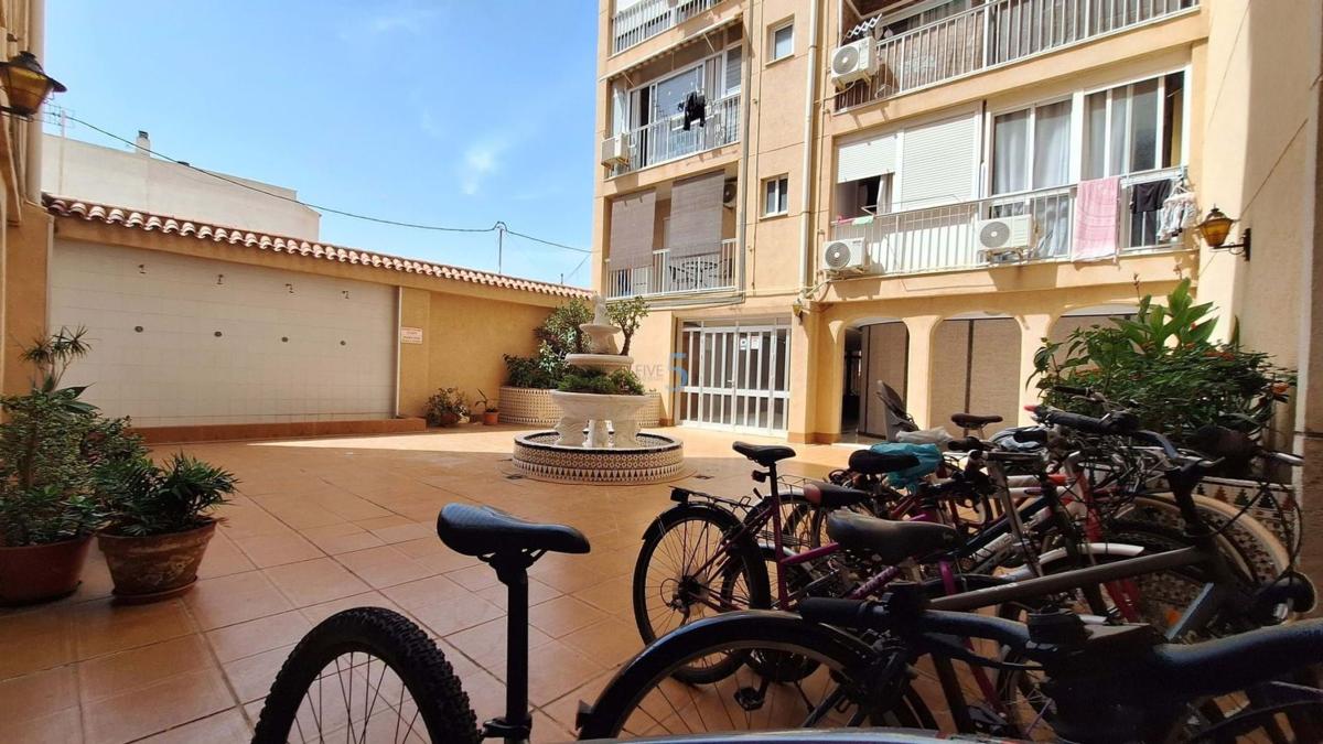 Продажа студии в Estudio en Playa de los Locos, Torrevieja, Торревьеха photo 4