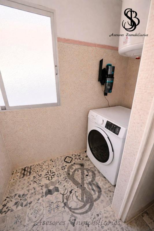 Venta de piso en Piso en Calle Obispo Cubero, San Antón - Palmerales, Elche / Elx, Elche / Elx
photo 5