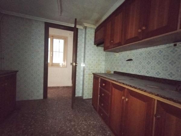 Venta de piso en Piso en Plaza de Toros - Avenida Chapí - Trinquete, Elda, Elda
 photo 4