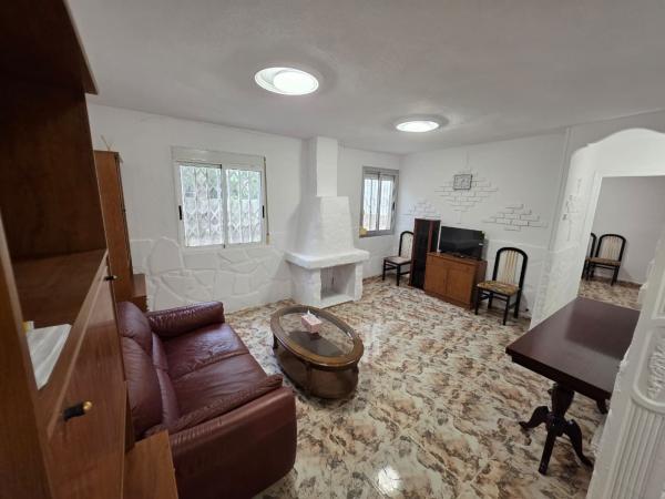Sale of flat in Piso en Pasaje Gonzalo de Berceo, 6, Juan XXIII, Alicante / Alacant, Alicante
 photo 2