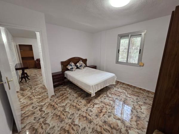 Sale of flat in Piso en Pasaje Gonzalo de Berceo, 6, Juan XXIII, Alicante / Alacant, Alicante
 photo 4