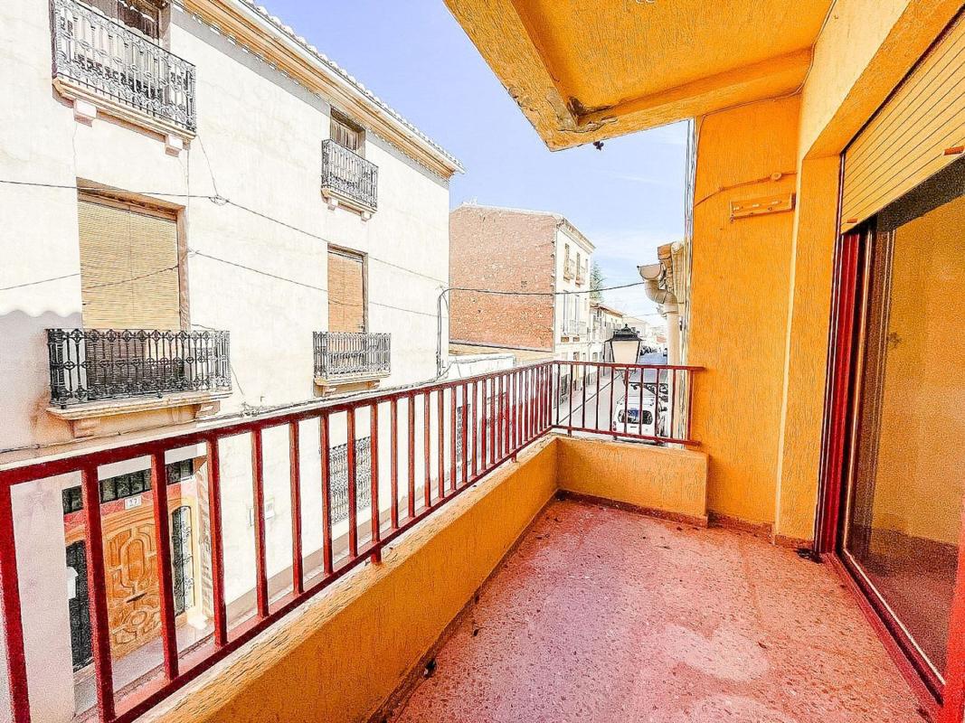 Sale of apartment in Piso en Pinoso, Pinoso
photo 1