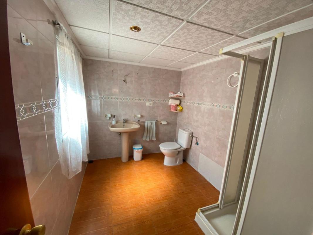 Продажа квартиры на Piso en Avenida Historia Bernardo Herr, Sax, Сакс
 photo 2