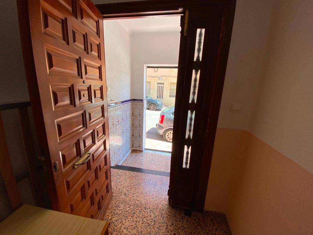 Продажа квартиры на Piso en Avenida Historia Bernardo Herr, Sax, Сакс
 photo 5
