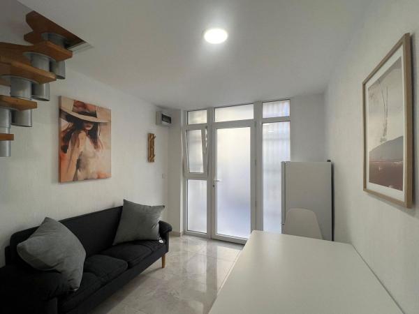 Sale of flat in Piso en Plà del Bon Repòs-La Goteta, Alicante / Alacant, Alicante
 photo 1