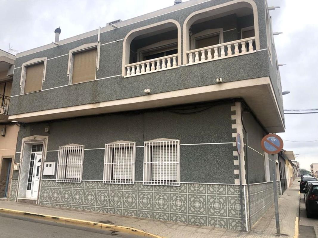 Продажа квартиры на Piso en Calle San José, 26, Benejuzar, Бенехусар
photo 1