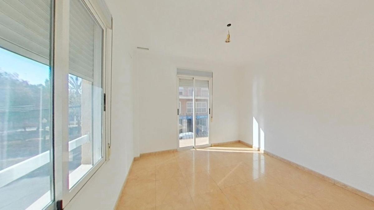 Sale of apartment in Piso en Reina Victoria-Miguel Hernández, Elche / Elx, Elche / Elx
 photo 3