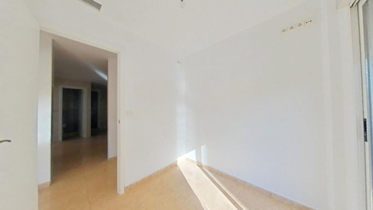 Sale of apartment in Piso en Reina Victoria-Miguel Hernández, Elche / Elx, Elche / Elx
 photo 5