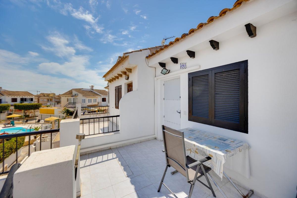 Venta de piso en Piso en Argonauta, 1, Aguas Nuevas, Torrevieja, Torrevieja
 photo 2