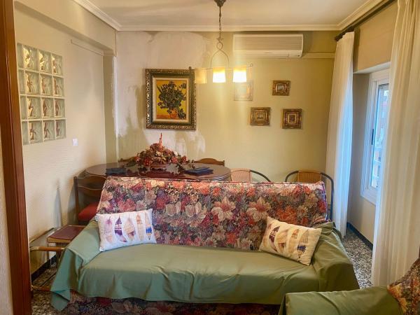 Sale of flat in Piso en Calle Velázquez, Plaza de Toros - Avenida Chapí - Trinquete, Elda, Elda
 photo 2