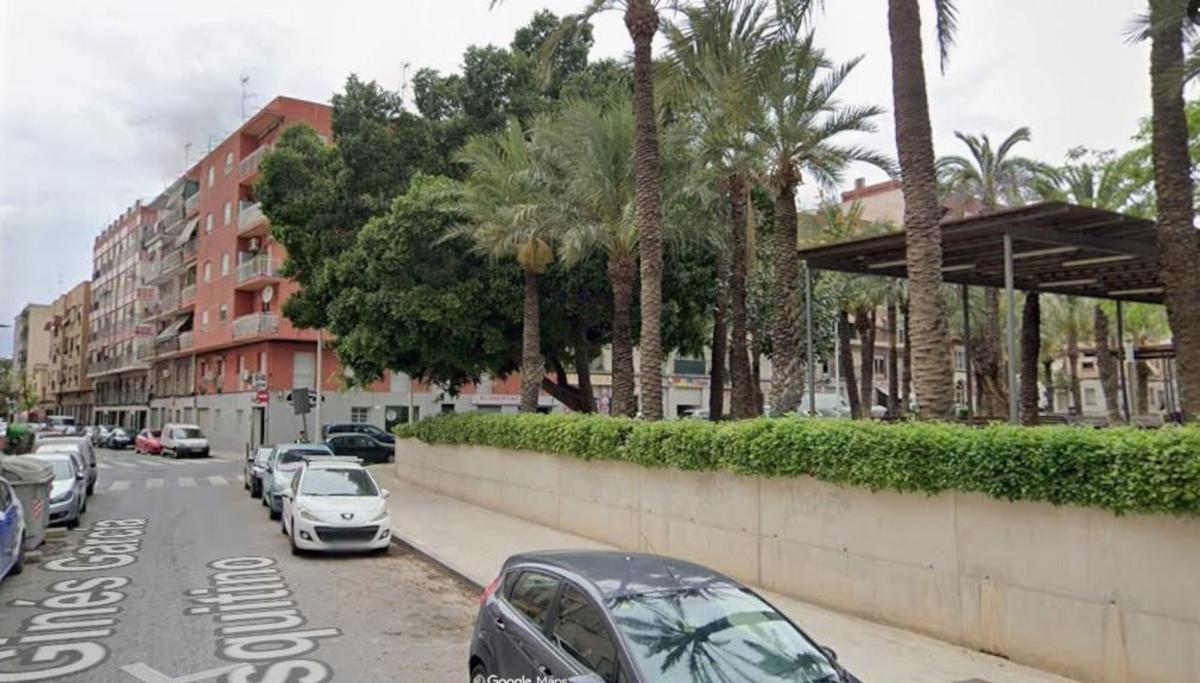 Venta de piso en Piso en Calle Ginés García Esquitino, 93, Carrús Este, Elche / Elx, Elche / Elx
 photo 2