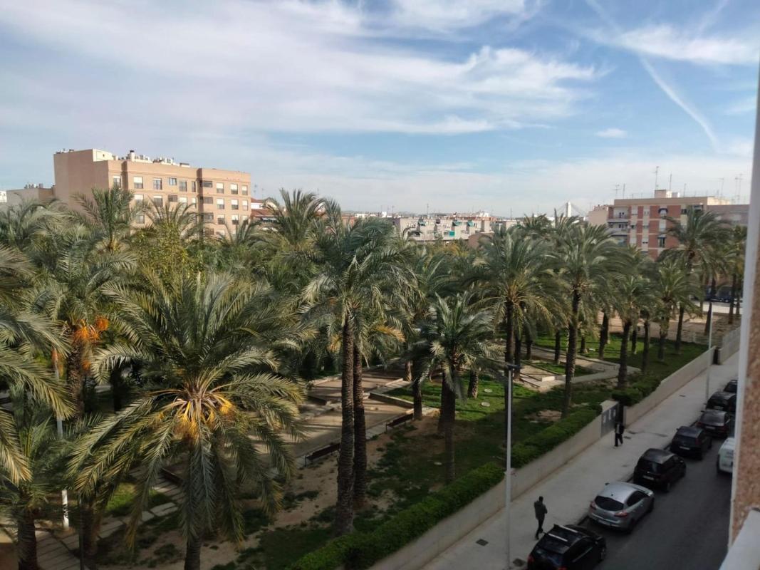Venta de piso en Piso en Calle Ginés García Esquitino, 93, Carrús Este, Elche / Elx, Elche / Elx
 photo 4