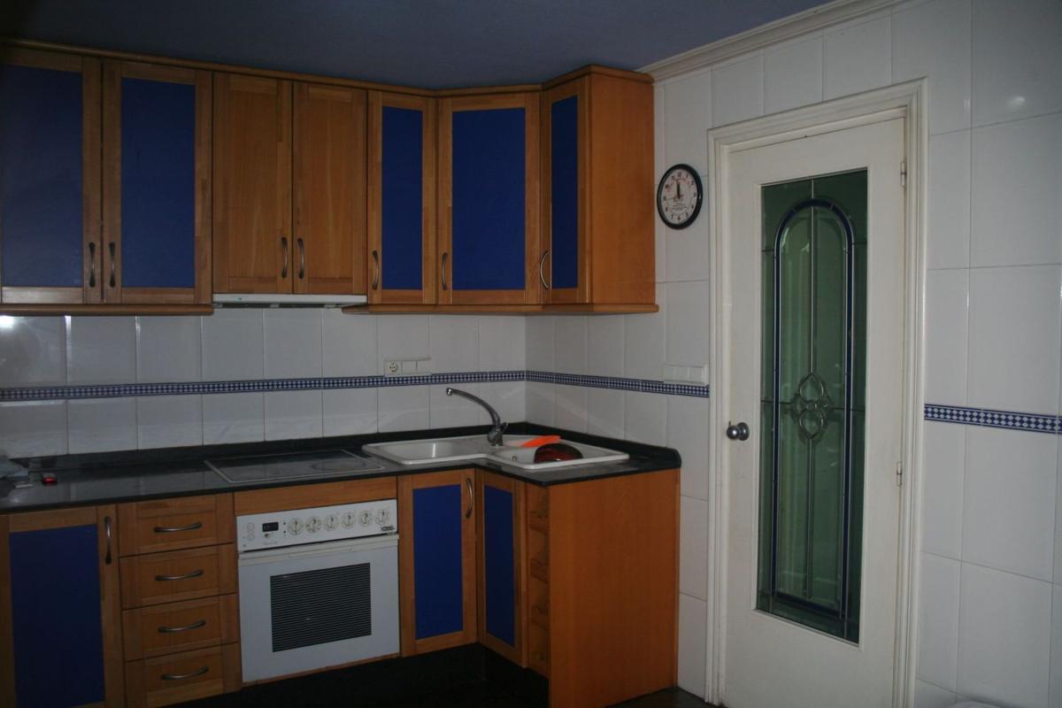 Sale of apartment in Piso en Calle Antonio García Cayuelas, 2, Carrús Este, Elche / Elx, Elche / Elx
 photo 4
