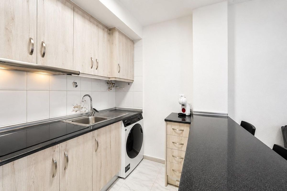 Venta de piso en Piso en Antonio Machado, Torrevieja, Torrevieja
photo 4