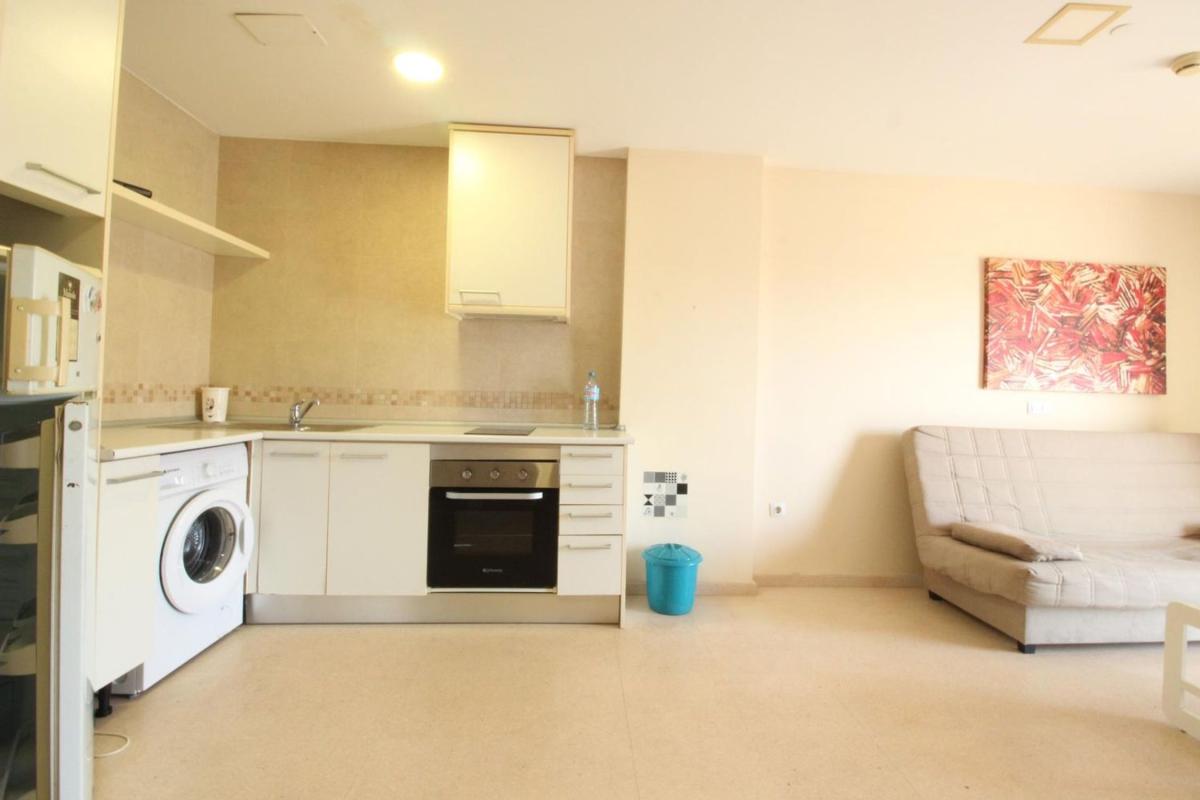 Sale of apartment in Piso en Avenida del Puerto, 1, Puerto Deportivo, Guardamar del Segura, Guardamar del Segura
photo 3