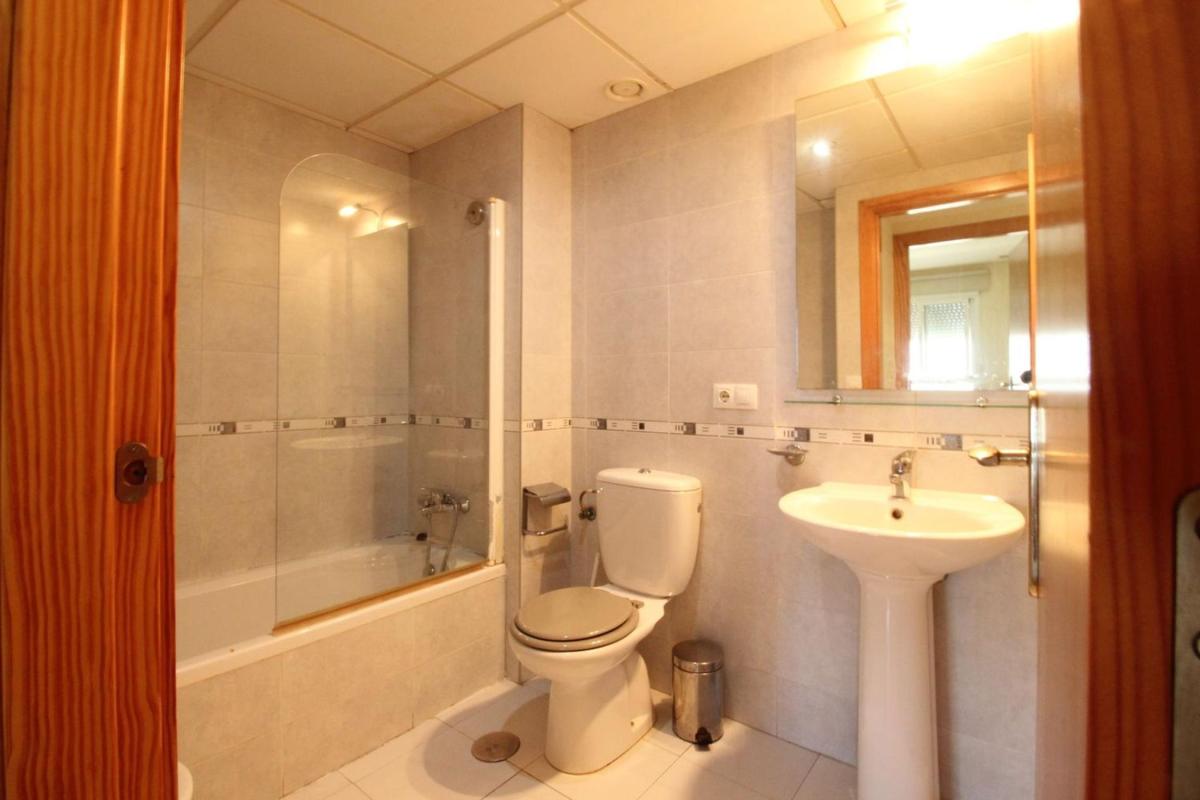 Sale of apartment in Piso en Avenida del Puerto, 1, Puerto Deportivo, Guardamar del Segura, Guardamar del Segura
photo 4