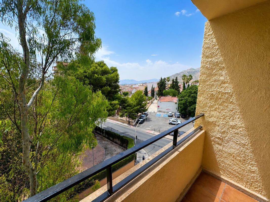 Venta de piso en Piso en Calle Río Bidasoa, 2, San Crispín - Huerta Nueva - Estación, Elda, Elda
photo 5