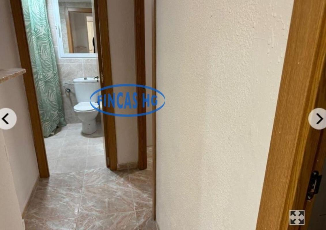 Sale of apartment in Piso en Colonia Requena - Virgen del Carmen, Alicante / Alacant, Alicante
photo 5
