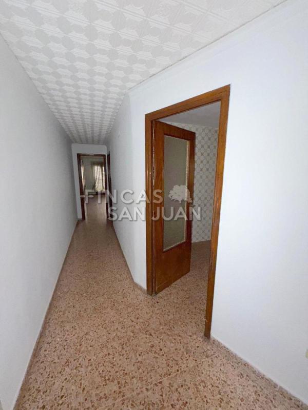 Sale of apartment in Piso en Ibi, Ibi
 photo 2