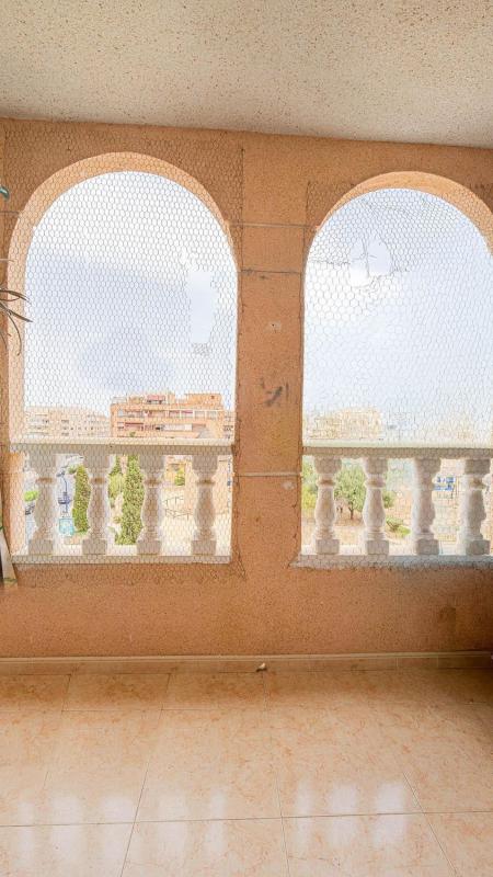Sprzedaż mieszkania w Piso en Calle Maldonado, El Molino, Torrevieja, Torrevieja
photo 3