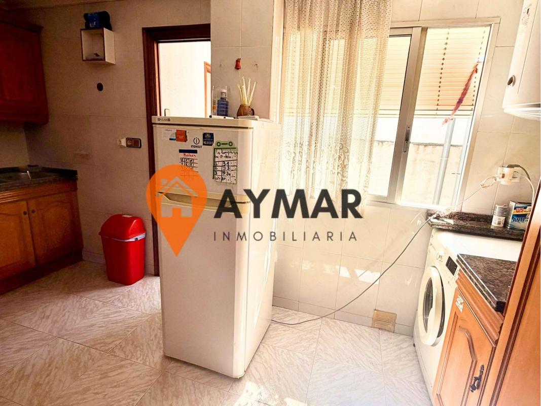 Venta de piso en Piso en Calle Concepción Arenal, 77, Reina Victoria-Miguel Hernández, Elche / Elx, Elche / Elx
 photo 4