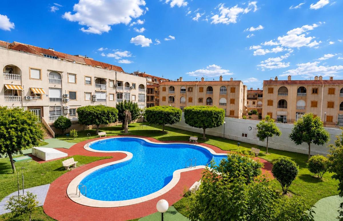 Venta de piso en Piso en Santomera, El Acequión, Torrevieja, Torrevieja
photo 1