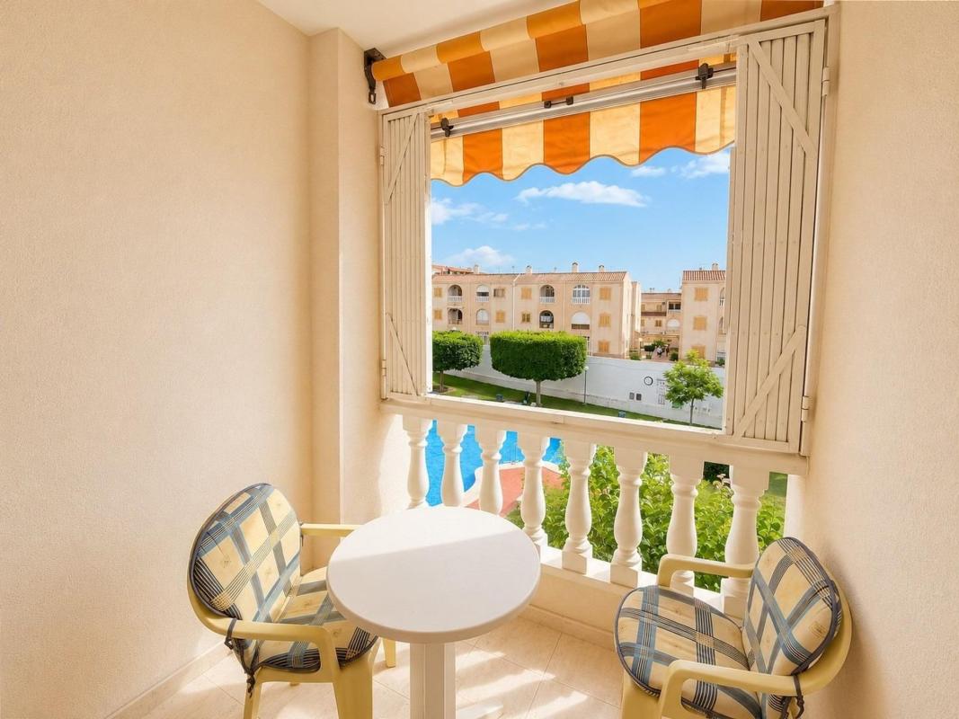 Venta de piso en Piso en Calle Santomera, 23, El Acequión, Torrevieja, Torrevieja
 photo 2