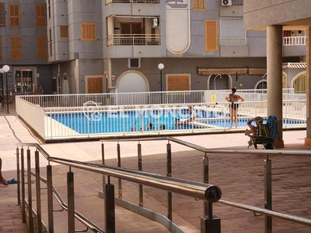 Продажа квартиры на Piso en Calle Valencia, El Acequión, Torrevieja, Торревьеха
photo 2