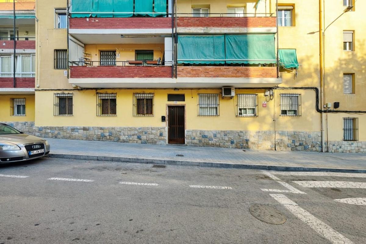 Venta de piso en Piso en Calle Cartagena, Virgen del Remedio - Parque lo Morant, Alicante / Alacant, Alicante / Alacant
 photo 3