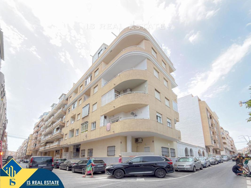 Sprzedaż mieszkania w Piso en Avenida Habaneras - Curva de Palangre, Torrevieja, Torrevieja
photo 1