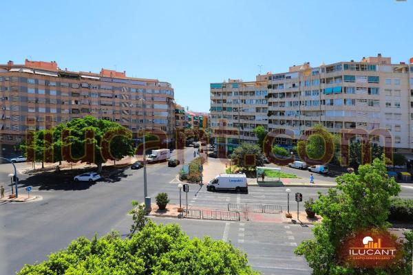 Продажа квартиры на Piso en Los Ángeles, Alicante / Alacant, Аликанте / Алакант
thumbnail 2