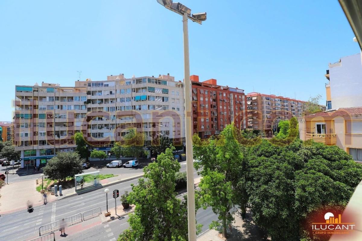 Sale of apartment in Piso en Los Ángeles, Alicante / Alacant, Alicante
photo 3